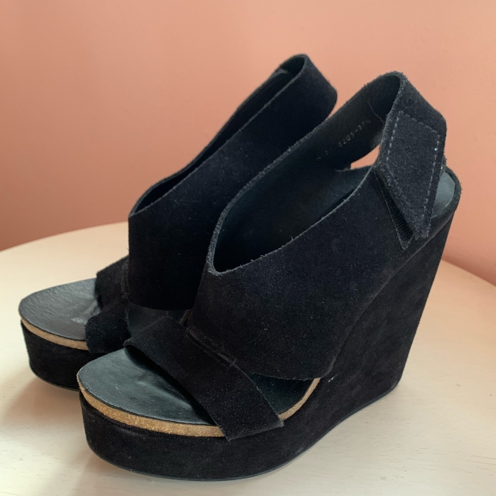 Pedro Garcia Heel